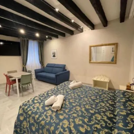 Ca'Antica Sinagoga - Venice Canal Front Apartment Exterior foto